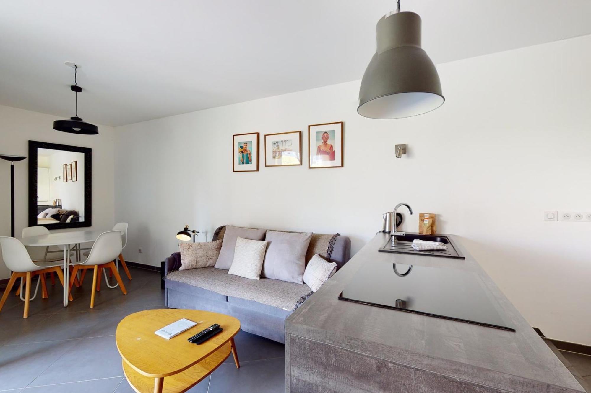 Le Tresum A Few Steps From The Lake Parking Annecy Exterior photo